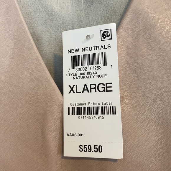 Bar III Neutral pleather top size XL. NWT - Picture 2 of 2